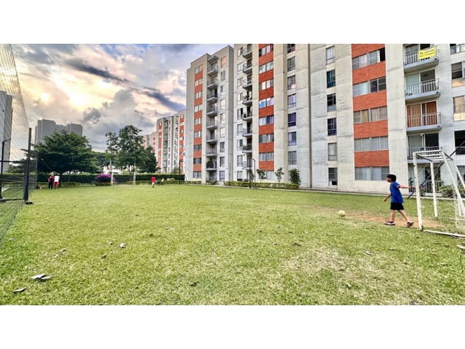 Apartamento de 2 alcobas en venta en Los Naranjos I, Jamundí, 65 m² · foto 24 de 24