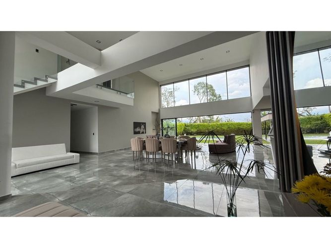 Casa de 4 alcobas en venta en Quindio, Armenia, 700 m² · foto 3 de 24