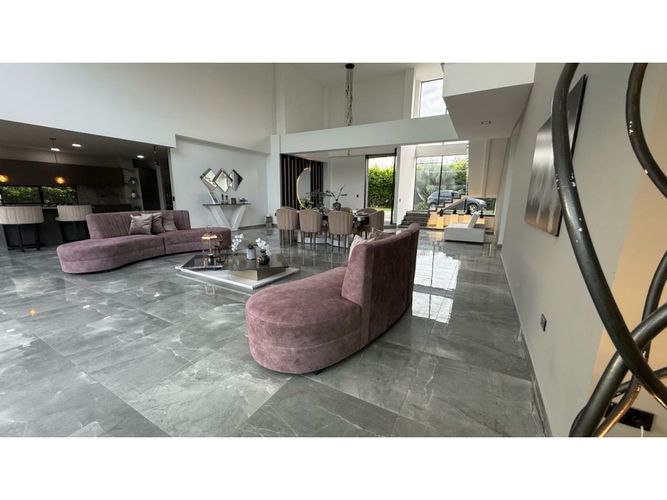 Casa de 4 alcobas en venta en Quindio, Armenia, 700 m² · foto 4 de 24