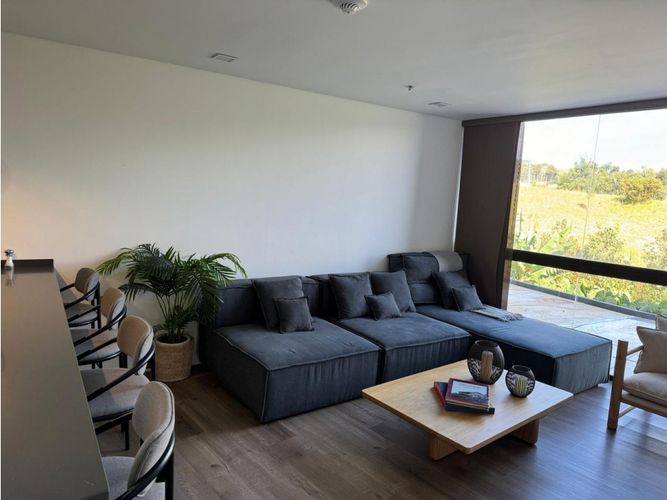 Apartaestudio en venta en Las Palmas, Envigado, 64 m² · foto 2 de 13