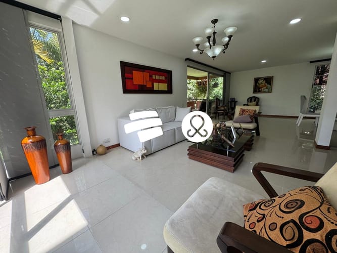 Casa de 4 alcobas en venta en El Poblado, Envigado, 601 m² · foto 4 de 24
