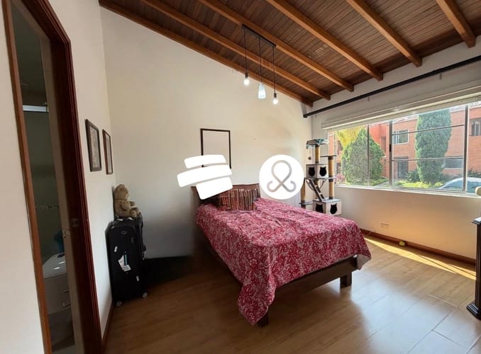 Casa de 4 alcobas en venta en El Poblado, Envigado, 601 m² · foto 15 de 24