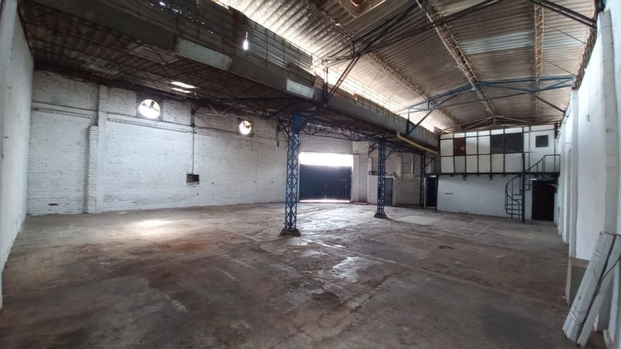 Bodega en venta en Manzanares, Cali, 497 m² · foto 6 de 16