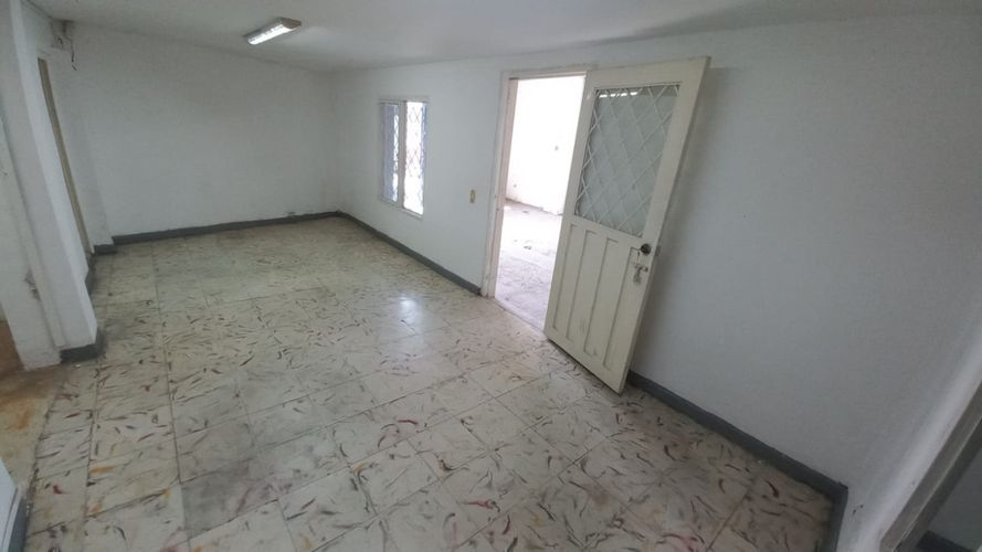 Bodega en venta en Manzanares, Cali, 497 m² · foto 8 de 16