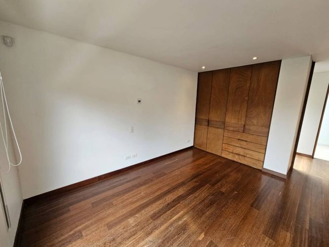 Casa en venta en Arboretto, Bogotá, 1115 m² · foto 13 de 21