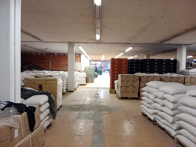 Bodega en arriendo en Acopi, Yumbo, 2500 m² · foto 6 de 10