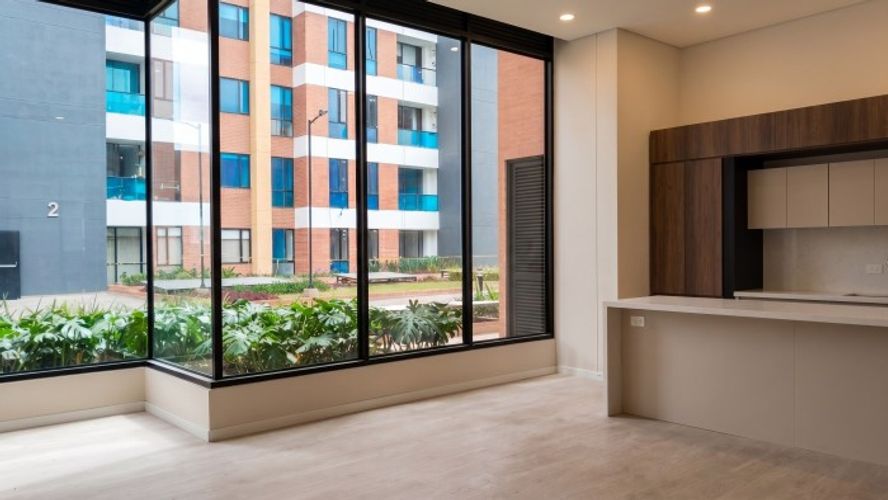 Apartamento en venta en Alameda, Bogotá · foto 2 de 14
