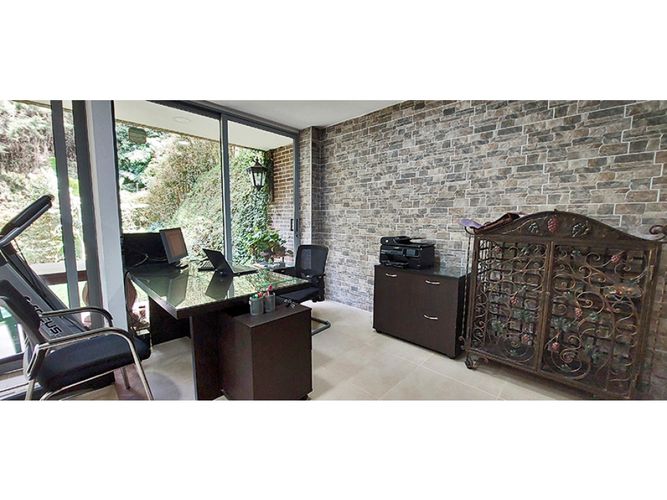 Casa en venta en Loma Benedictinos, Envigado · foto 7 de 17
