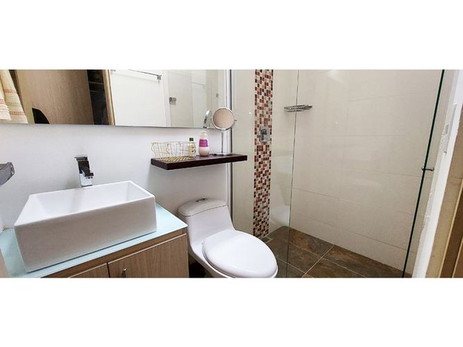 Casa en venta en Loma Benedictinos, Envigado · foto 11 de 17