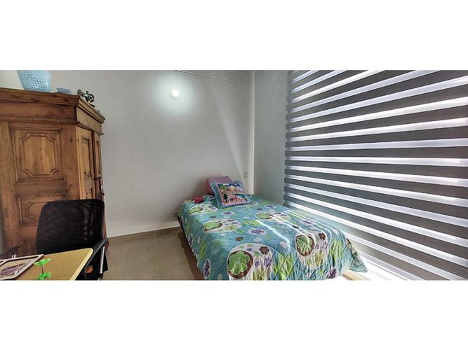 Casa en venta en Loma Benedictinos, Envigado · foto 12 de 17