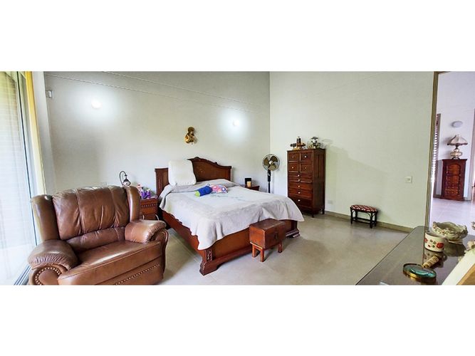 Casa en venta en Loma Benedictinos, Envigado · foto 14 de 17
