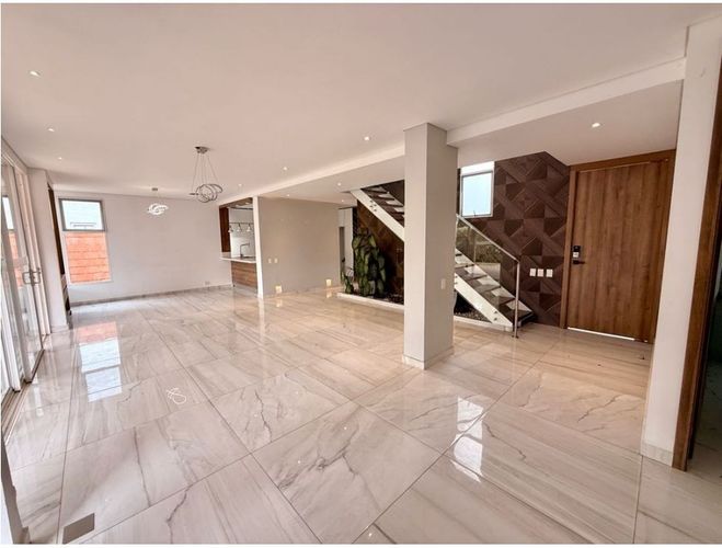 Casa de 4 alcobas en venta en El Castillo, Jamundí, 262 m² · foto 11 de 13