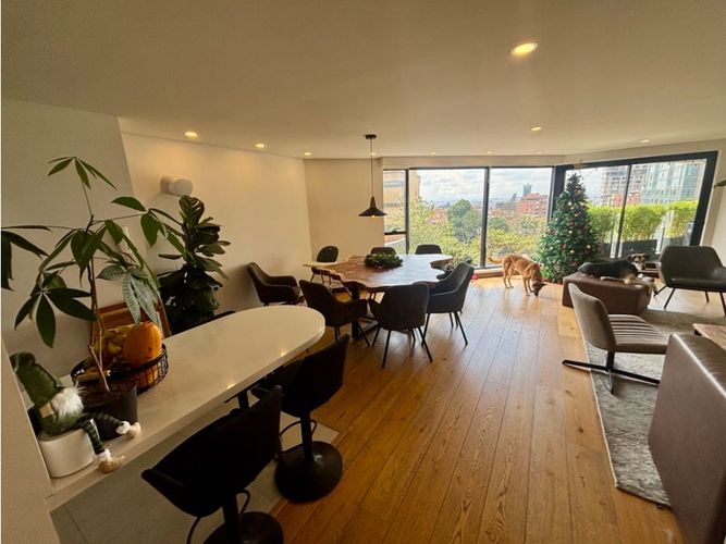 Apartamento de 3 alcobas en venta en Chico, Bogotá, 180 m² · foto 6 de 24