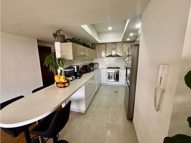 Apartamento de 3 alcobas en venta en Chico, Bogotá, 180 m² · foto 11 de 24