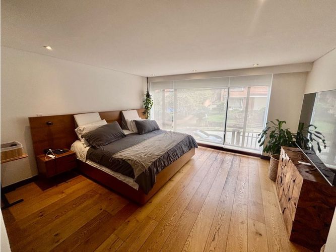 Apartamento de 3 alcobas en venta en Chico, Bogotá, 180 m² · foto 15 de 24