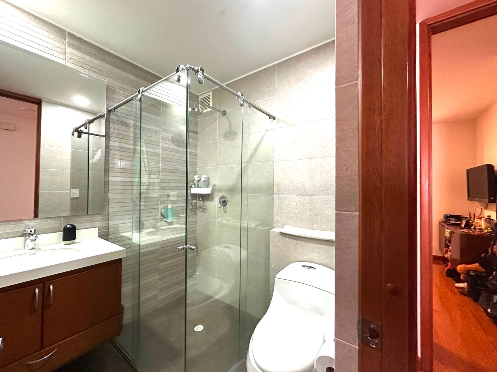Apartamento en venta en Santa Barbara, Bogotá · foto 8 de 12