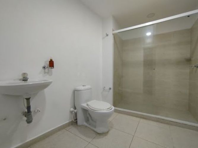 Local en arriendo en Mayorca, Sabaneta, 76 m² · foto 4 de 10