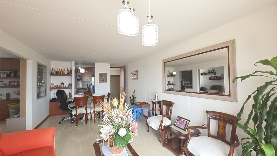 Apartamento de 4 alcobas en venta en Valle Del Lili, Cali, 97 m² · foto 2 de 24