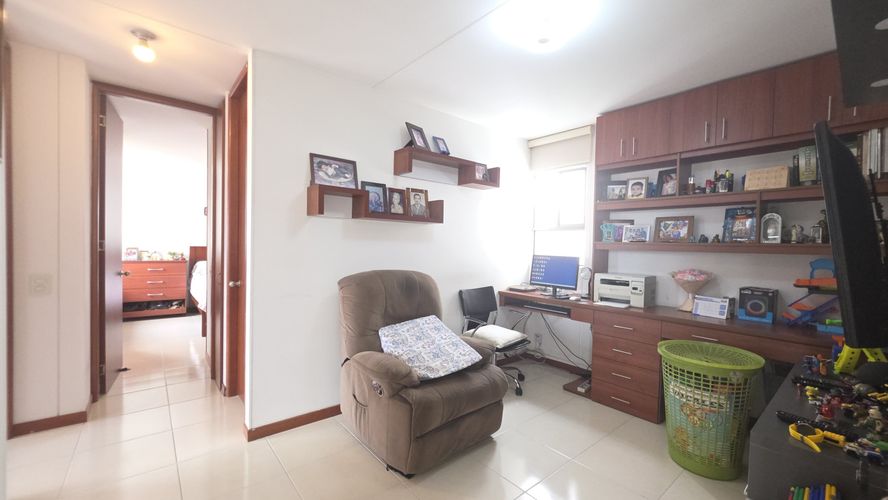 Apartamento de 4 alcobas en venta en Valle Del Lili, Cali, 97 m² · foto 6 de 24