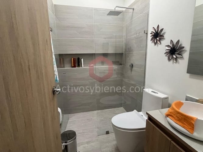 Casa de 3 alcobas en venta en La Ceja, 128 m² · foto 9 de 18