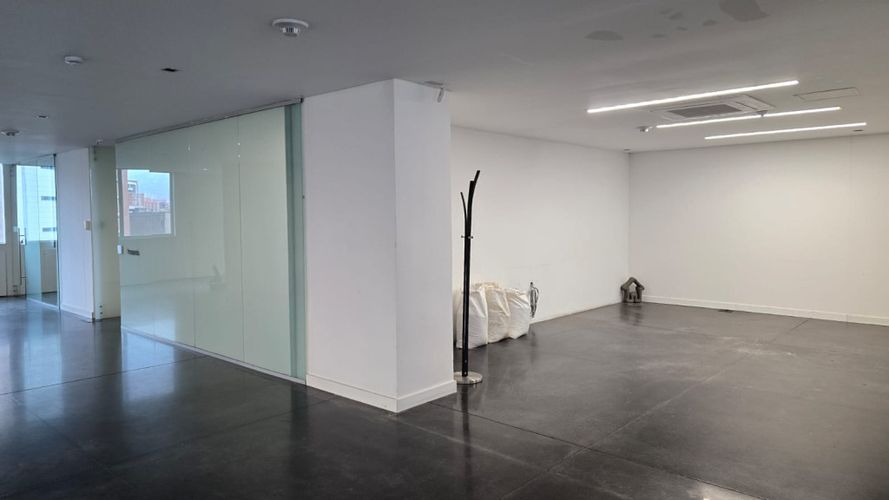 Oficina en arriendo en Santa María De Los Ángeles, Medellín, 890 m² · foto 5 de 21