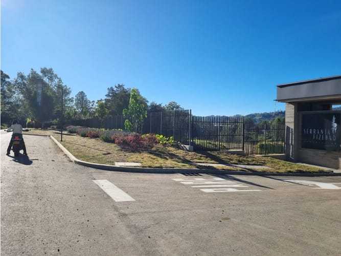 Lote en venta en El Retiro, 1842 m² · foto 7 de 8