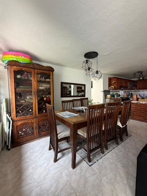 Casa de 6 alcobas en venta en Provenza, Bucaramanga, 240 m² · foto 4 de 24