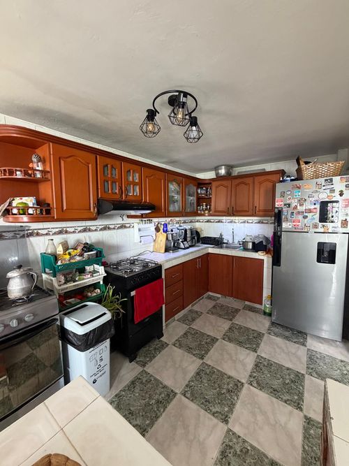 Casa de 6 alcobas en venta en Provenza, Bucaramanga, 240 m² · foto 5 de 24