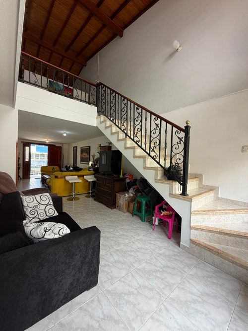 Casa de 6 alcobas en venta en Provenza, Bucaramanga, 240 m² · foto 11 de 24