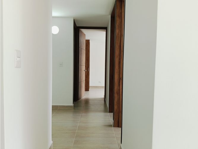 Apartamento de 3 alcobas en venta en Conjunto Residencial Abundara, Madrid, 54 m² · foto 13 de 15