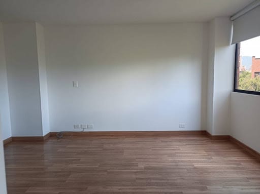 Apartamento de 3 alcobas en arriendo en Urbanizacion El Pinar Alto, Medellín, 137 m² · foto 13 de 21