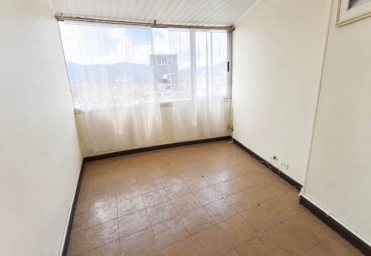 Apartamento de 3 alcobas en venta en Laureles, Medellín, 74 m² · foto 6 de 6