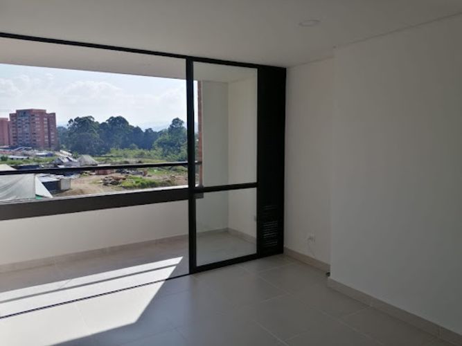 Apartamento de 2 alcobas en arriendo en Rionegro, 74 m² · foto 2 de 24