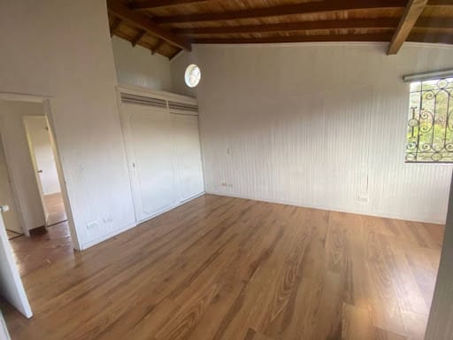 Casa de 3 alcobas en arriendo en Palmas, El Retiro, 250 m² · foto 11 de 24