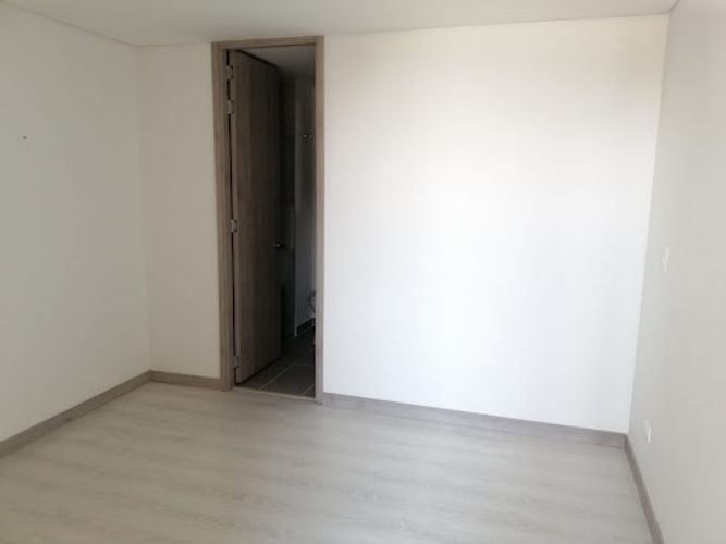 Apartamento de 2 alcobas en arriendo en Rionegro, 74 m² · foto 10 de 24