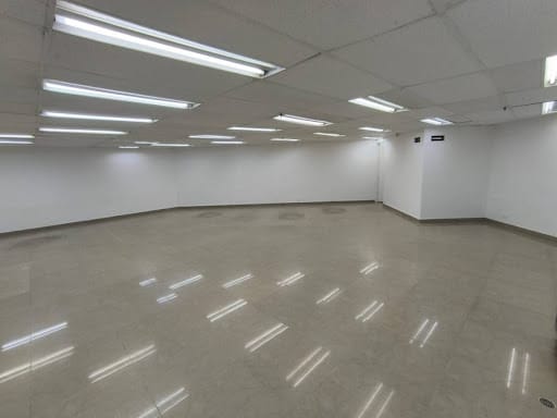 Local en arriendo en Estacion Villa, Medellín, 133 m² · foto 4 de 8