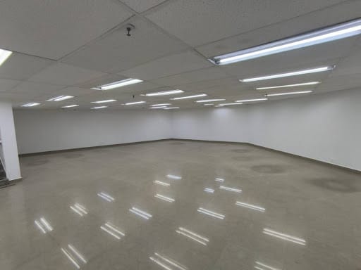 Local en arriendo en Estacion Villa, Medellín, 133 m² · foto 5 de 8