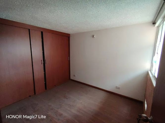 Apartamento de 3 alcobas en venta en Conjunto Residencial Boreal, Madrid, 55 m² · foto 7 de 20