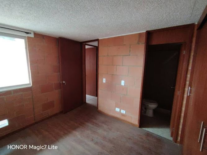 Apartamento de 3 alcobas en venta en Conjunto Residencial Boreal, Madrid, 55 m² · foto 8 de 20
