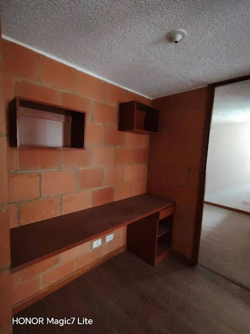Apartamento de 3 alcobas en venta en Conjunto Residencial Boreal, Madrid, 55 m² · foto 15 de 20