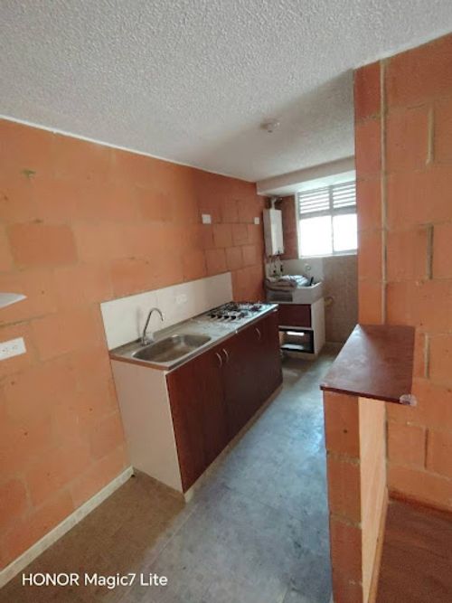 Apartamento de 3 alcobas en venta en Conjunto Residencial Boreal, Madrid, 55 m² · foto 16 de 20