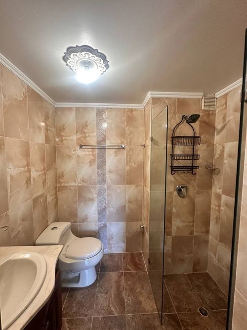 Apartamento de 3 alcobas en arriendo en Los Colores, Medellín, 94 m² · foto 19 de 19