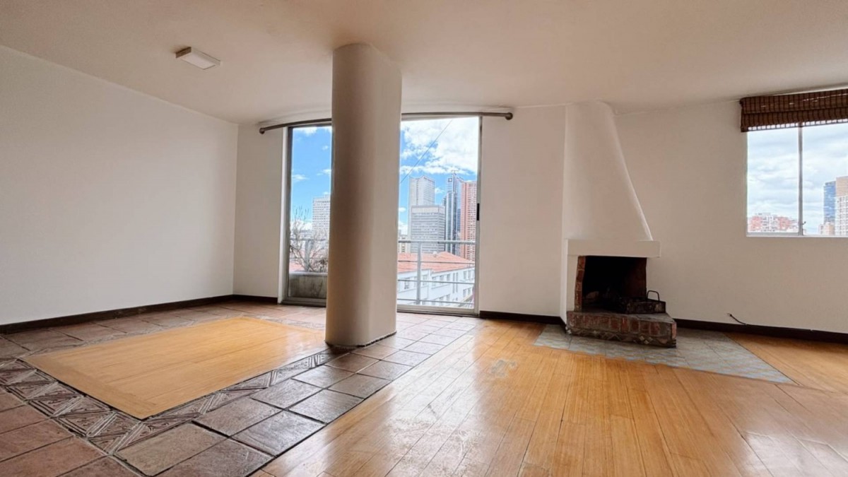 Apartamento en venta en La Macarena, Bogotá · foto 3 de 20