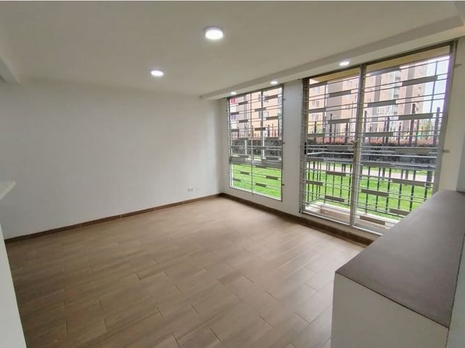 Apartamento de 3 alcobas en venta en La Prosperidad, Madrid, 62 m² · foto 4 de 24