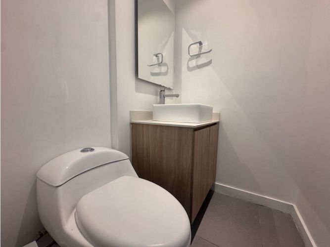 Oficina en venta en Las Palmas, Medellín, 48 m² · foto 3 de 8
