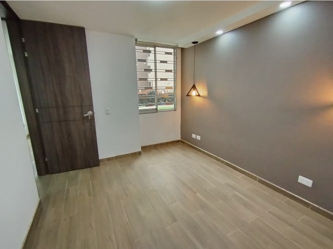 Apartamento de 3 alcobas en venta en La Prosperidad, Madrid, 62 m² · foto 6 de 24
