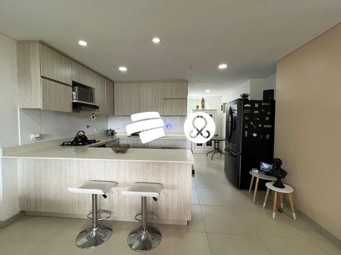Apartamento de 3 alcobas en venta en Escobero, Envigado, 150 m² · foto 2 de 22