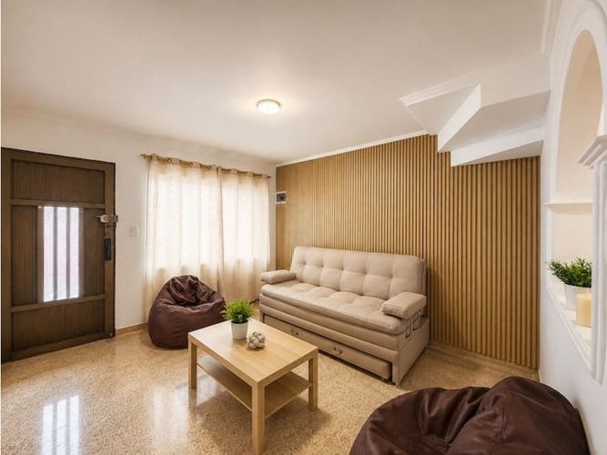Casa de 5 alcobas en venta en La Pradera, Medellín, 227 m² · foto 2 de 24