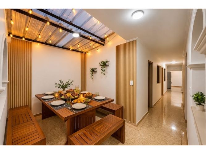 Casa de 5 alcobas en venta en La Pradera, Medellín, 227 m² · foto 17 de 24