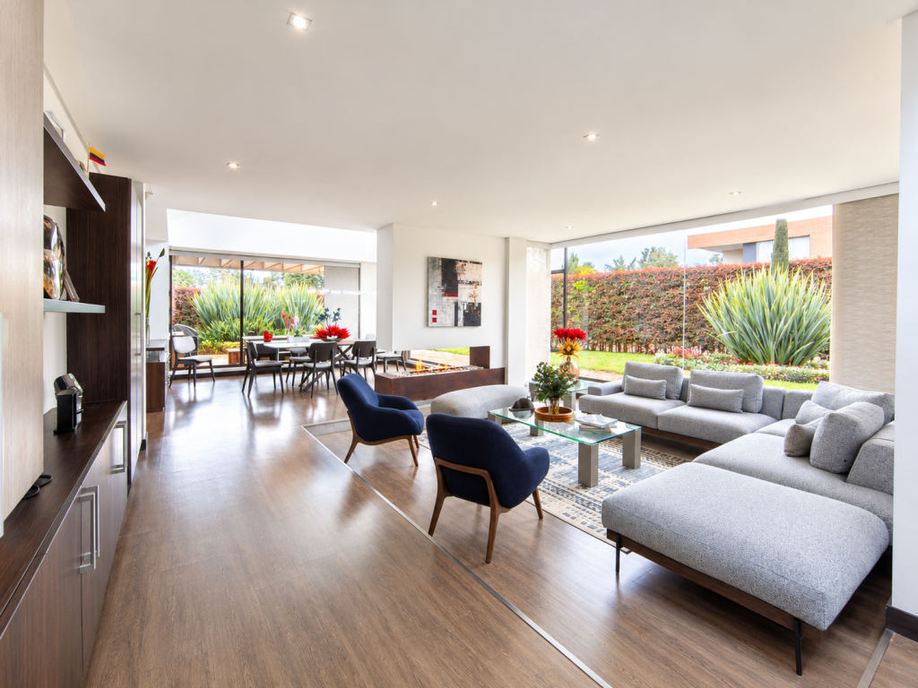 Casa en venta en Guaymaral, Bogotá · foto 2 de 12